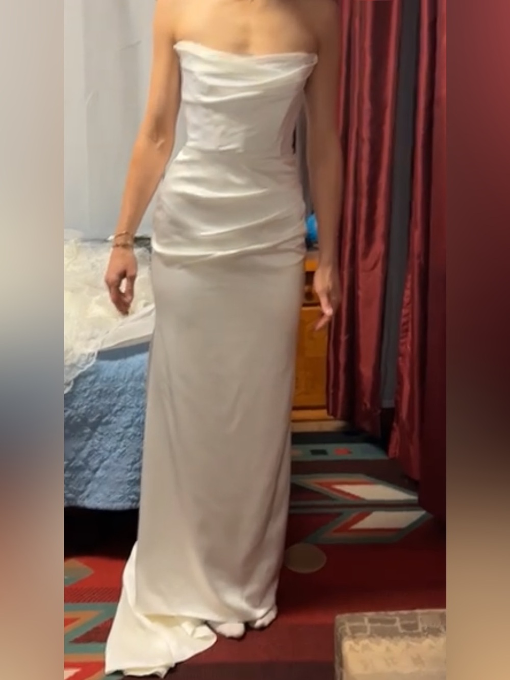 Elegant Cream Satin Column Dress - Sleeveless Formal Gown